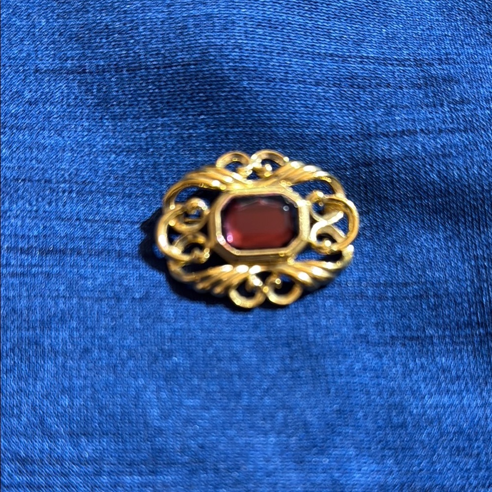 Purple Faux Gold tone Brooch Pin Vintage